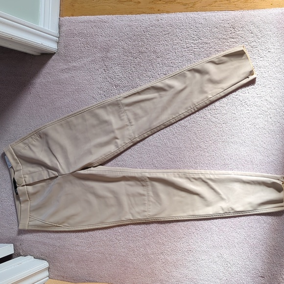 ZARA Hi-rise Faux Leather Leggings Sand - Picture 2 of 10